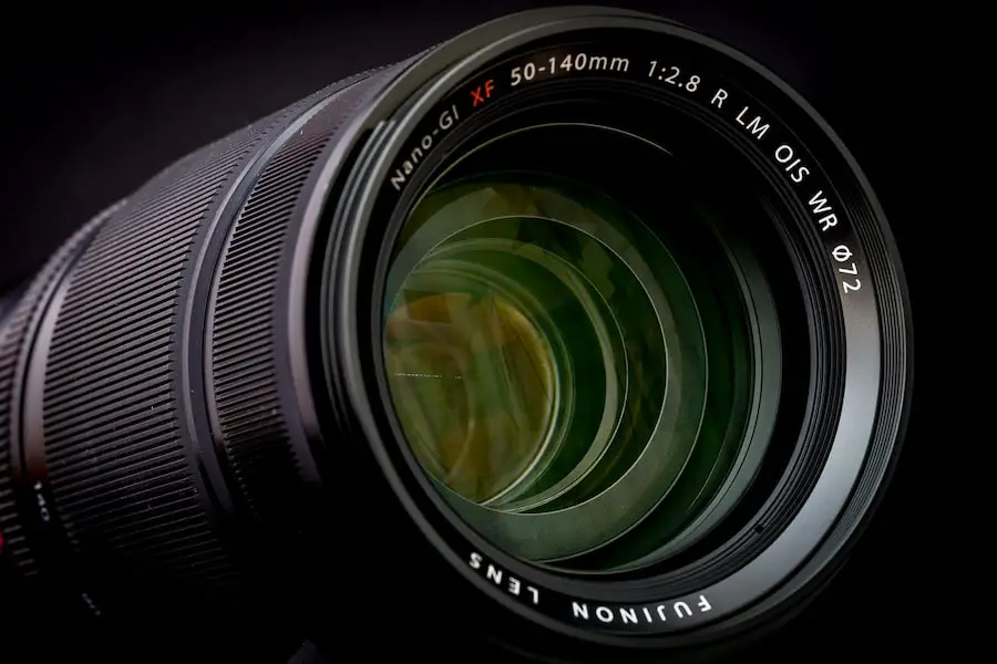 An image of DSLR lens