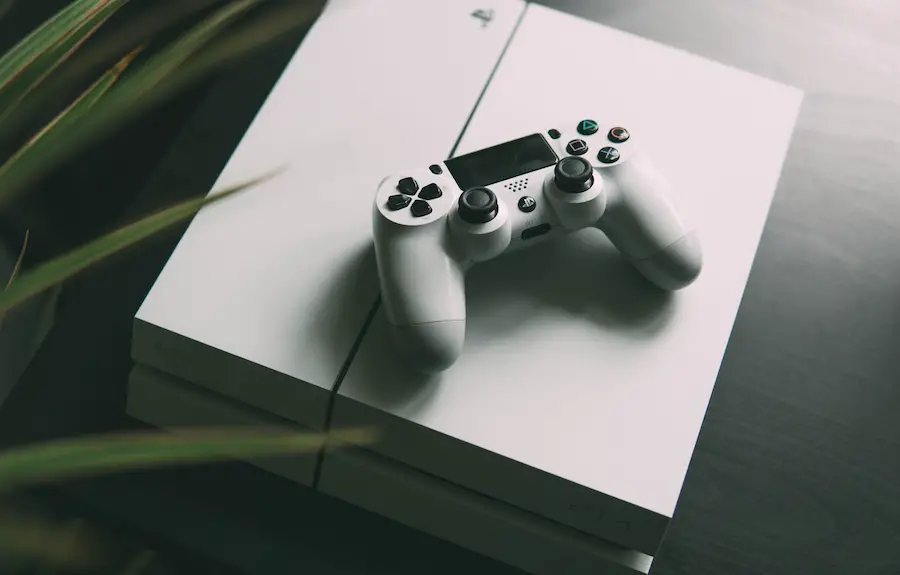 White Sony Ps4 console