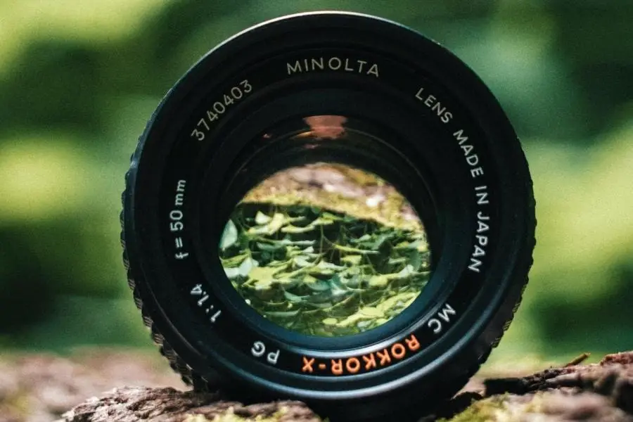 A close-up image of 50mm lens