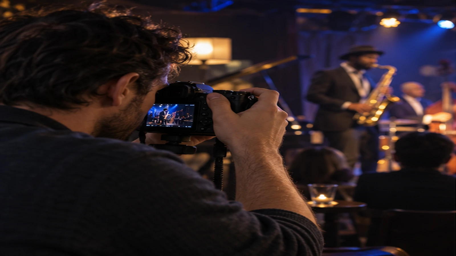 Best Low-Light Mirrorless Cameras in 2026 editorial guide image